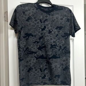 Louis Vuitton Blue Short Sleeve Tee with Modern Design